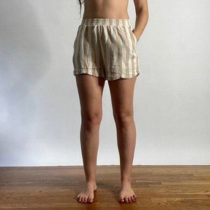 White and Tan Forever 21 Shorts with Pockets